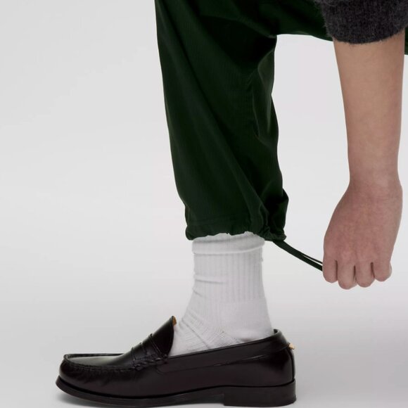 Lululemon Dance Studio Mid-Rise Pant Regular, Rainforest Green, Size 10 EUC - Picture 2 of 13